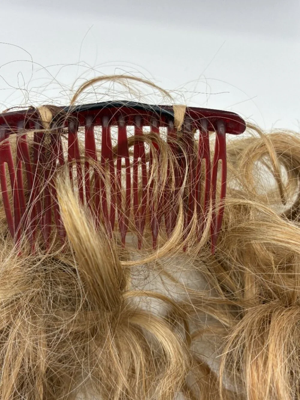 Tony of Beverly Lot of 2 Wigs Malibu Blonde Snappy Clip Ponytail Bun